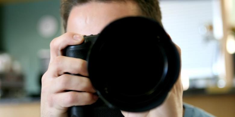 Stock vs. Professional Photography: Weighing the Options for Your Website